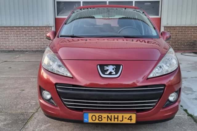 Peugeot 207 (2010) thumbnail 3