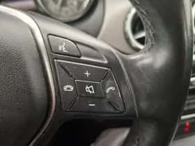 Mercedes-Benz GLA thumbnail 13