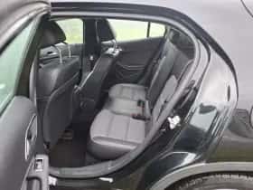 Mercedes-Benz GLA (2014) thumbnail 8