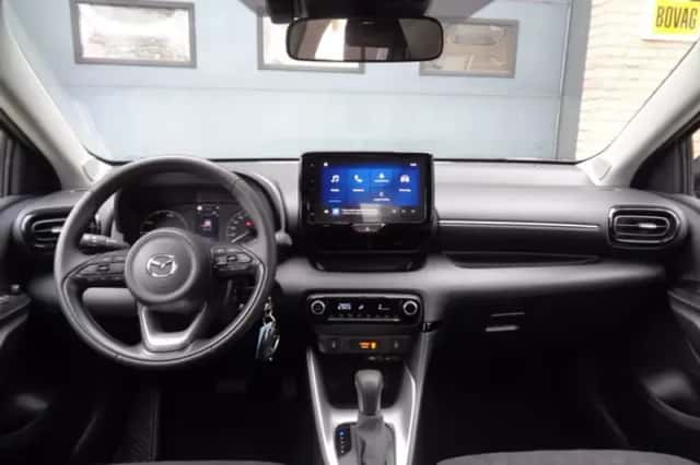 Mazda 2 Hybrid (2024) thumbnail 4
