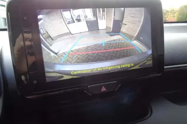 Toyota Yaris (2025) thumbnail 6