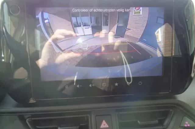 Suzuki Swift (2025) thumbnail 6