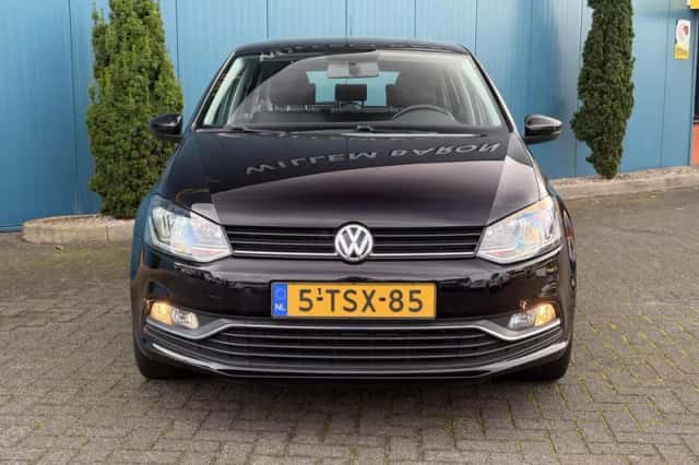 Volkswagen Polo (2014) thumbnail 4