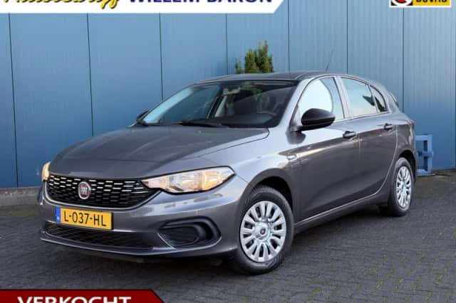 Fiat Tipo (2017) thumbnail 1