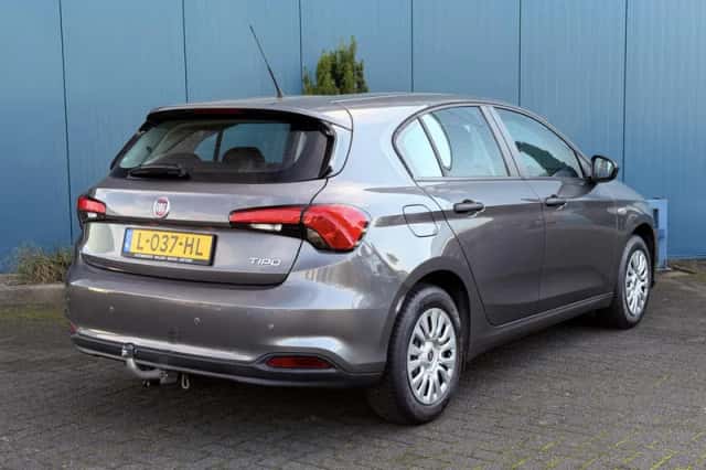 Fiat Tipo (2017) thumbnail 2