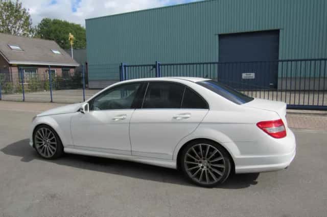 Mercedes-Benz C-Klasse (2010) thumbnail 5