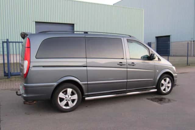 Mercedes-Benz Vito (2011) thumbnail 3