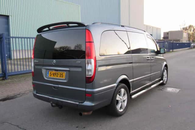 Mercedes-Benz Vito (2011) thumbnail 2
