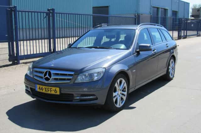 Mercedes-Benz C-Klasse (2010) thumbnail 1