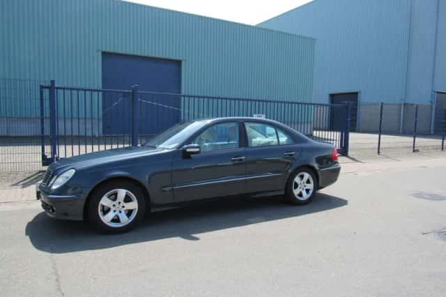 Mercedes-Benz E-Klasse (2006) thumbnail 2