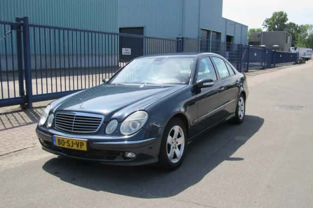 Mercedes-Benz E-Klasse (2006) thumbnail 1