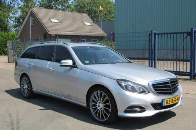 Mercedes-Benz E-Klasse (2013) thumbnail 1