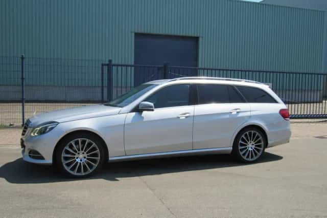 Mercedes-Benz E-Klasse (2013) thumbnail 2