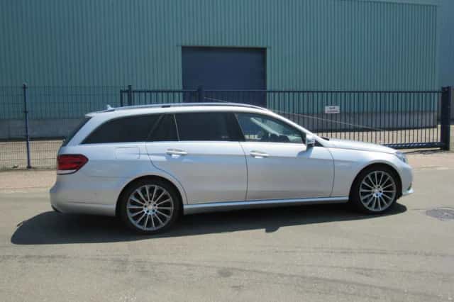 Mercedes-Benz E-Klasse (2013) thumbnail 4