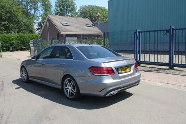 Mercedes-Benz E-Klasse (2013) thumbnail 6