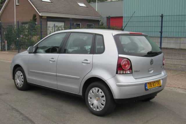 Volkswagen Polo (2007) thumbnail 2
