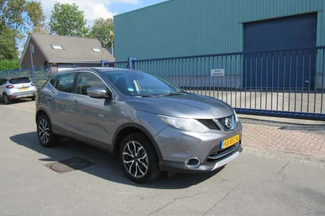 Nissan Qashqai (2014) thumbnail 4