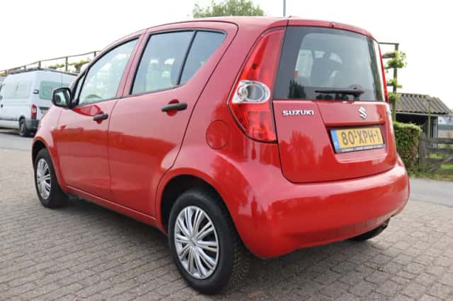 Suzuki Splash (2012) thumbnail 5