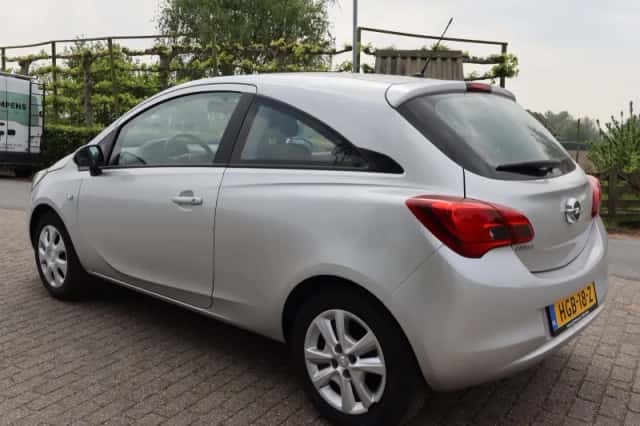 Opel Corsa (2016) thumbnail 5
