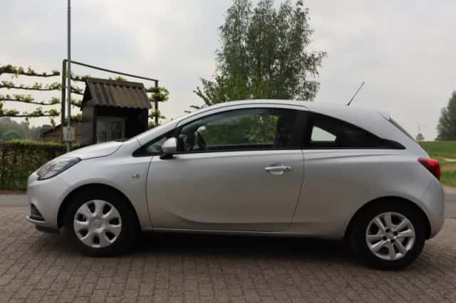 Opel Corsa (2016) thumbnail 6