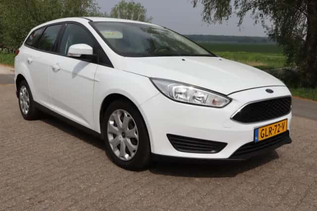 Ford Focus (2017) thumbnail 1