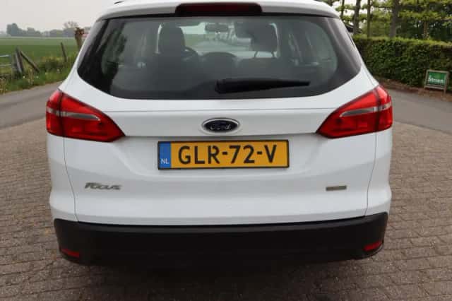 Ford Focus (2017) thumbnail 4