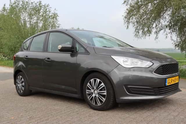 Ford C-Max (2017) thumbnail 1
