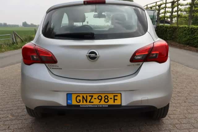 Opel Corsa (2015) thumbnail 4
