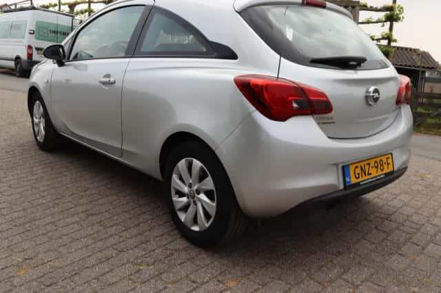 Opel Corsa (2015) thumbnail 5