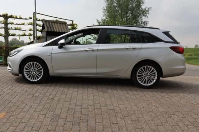 Opel Astra (2018) thumbnail 6