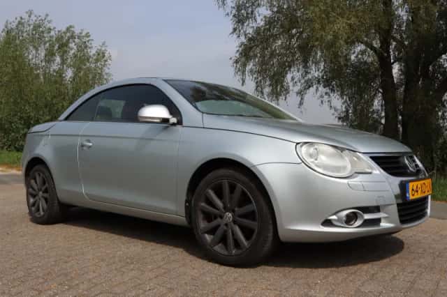 Volkswagen Eos (2007) thumbnail 2