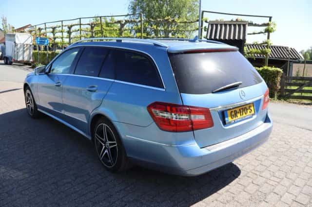 Mercedes-Benz E-Klasse (2011) thumbnail 6