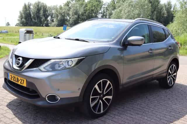 Nissan Qashqai (2015) thumbnail 1