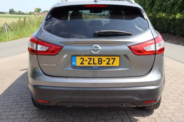 Nissan Qashqai (2015) thumbnail 6