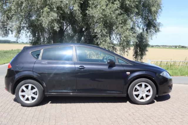 SEAT Leon (2007) thumbnail 2