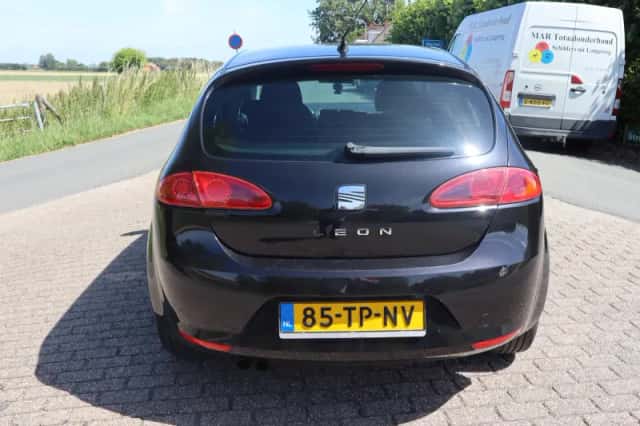 SEAT Leon (2007) thumbnail 4