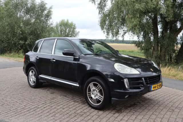 Porsche Cayenne (2007) thumbnail 1