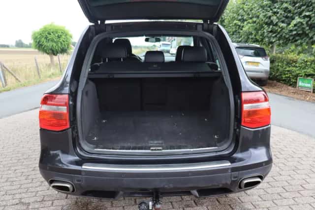 Porsche Cayenne (2007) thumbnail 5