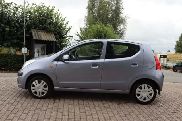 Nissan Pixo (2012) thumbnail 6