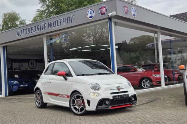 Abarth 500 (2019) thumbnail 1