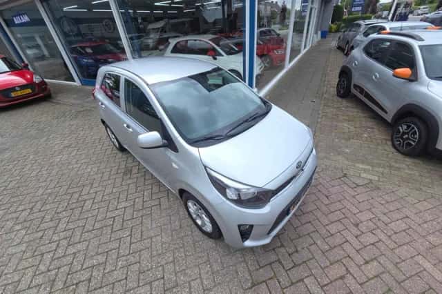 Kia Picanto (2017) thumbnail 4