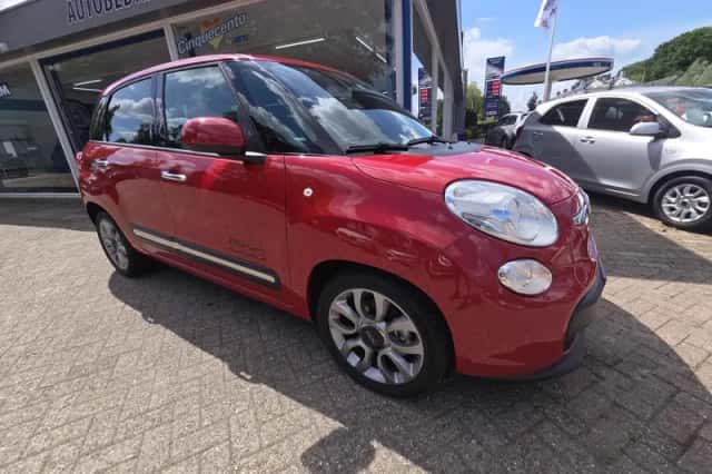 Fiat 500L (2014) thumbnail 3