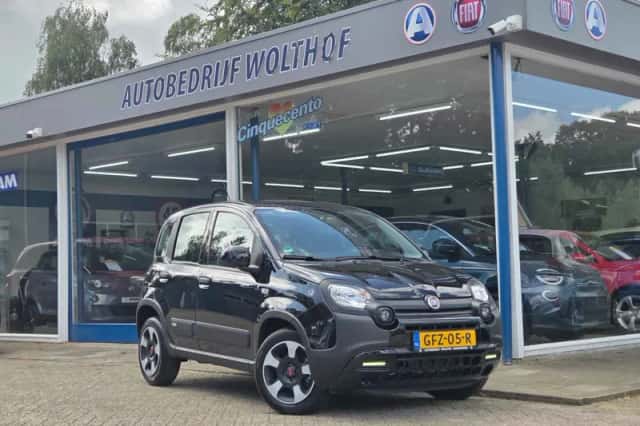 Fiat Panda (2023) thumbnail 1
