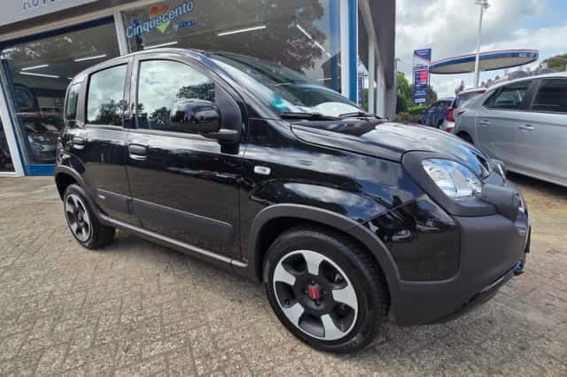 Fiat Panda (2023) thumbnail 3