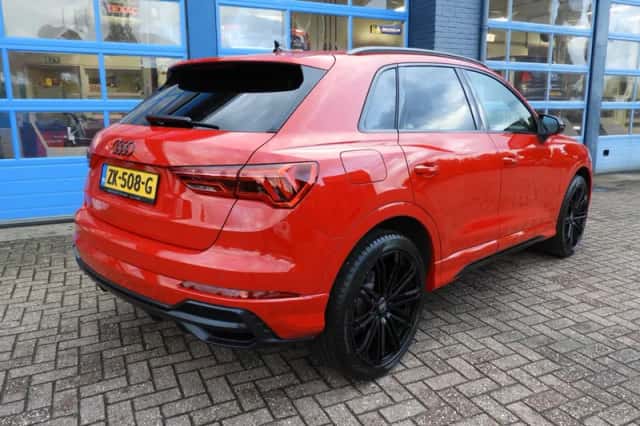 Audi Q3 (2019) thumbnail 3