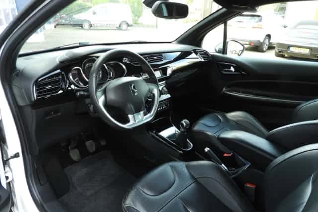 Citroën DS3 (2012) thumbnail 6