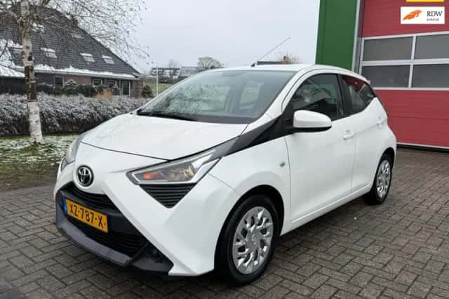 Toyota Aygo (2019) thumbnail 1