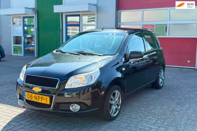 Chevrolet Aveo (2010) thumbnail 1