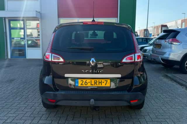 Renault Scénic (2010) thumbnail 5