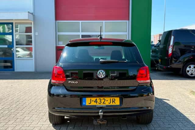 Volkswagen Polo (2012) thumbnail 5